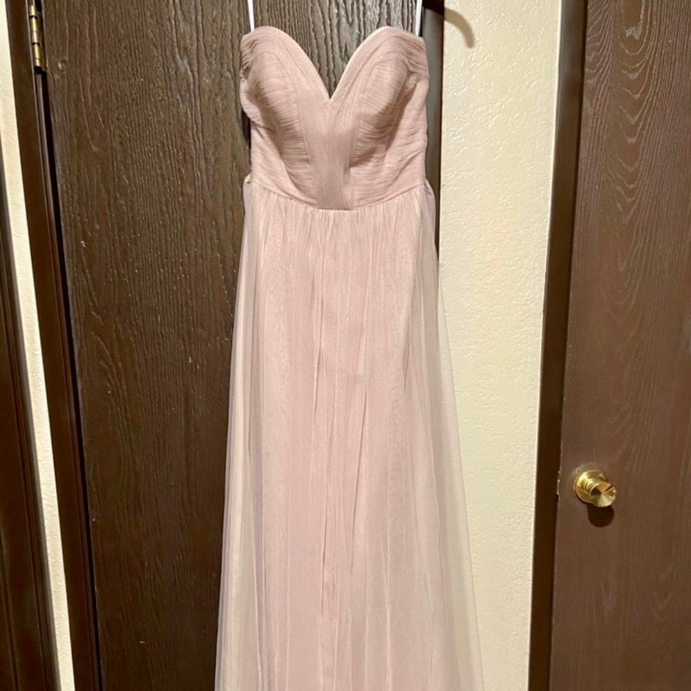 Dresses - Picture 5 of 5